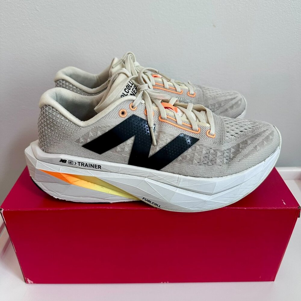 New Balance FuelCell SuperComp Trainer v3 Unisex Running (Beige/Orange) 10 Wide